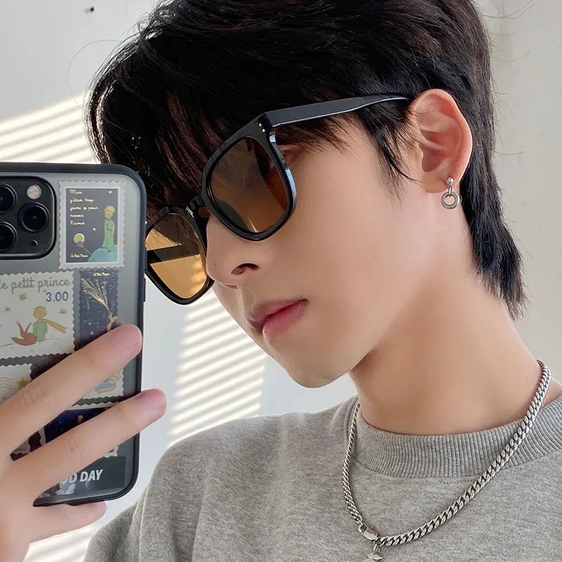 [Yunyuan] Kính râm màu vàng vuông ngoại cỡ Unisex phiên bản Hàn Quốc Chụp ảnh UV400 kèm kính râm ống kính Blush tích hợp