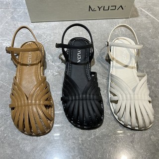 Dép sandal gót phẳng mũi tròn cho phụ nữ với một dây đeo và thiết kế rỗng thời trang