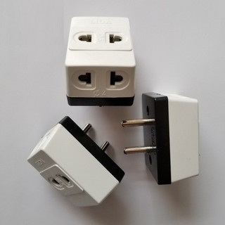 (HCM) Ổ cắm nối chia 3 ngả chân cắm tròn phi 5, Hãng Lioa