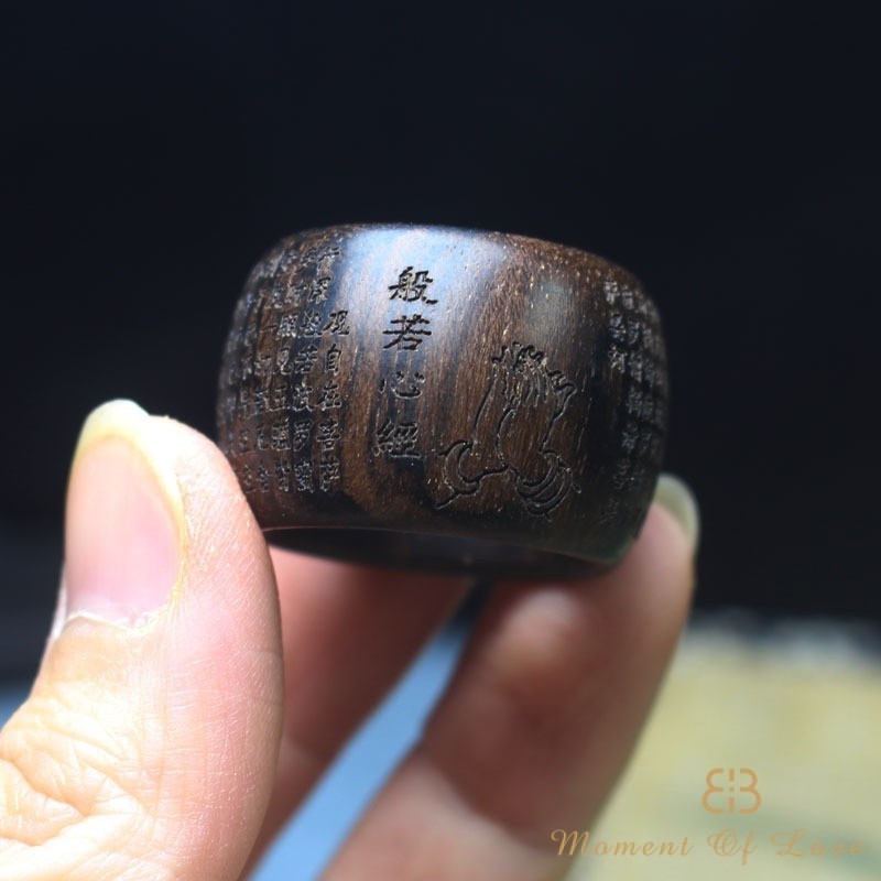 Nhẫn Tabby Họa Tiết Gỗ Trầm Hương Cờ Lê Prajna Trái Tim Kinh Nhẫn Gỗ gụ Cờ Lê Ngón Tay Nam Nữ Quà Tặng Nhẫn