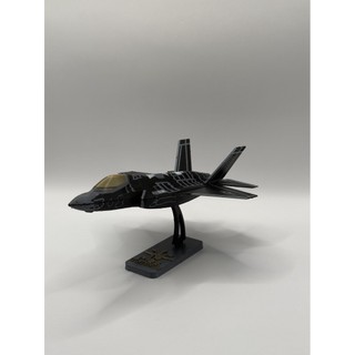Mô hình kit lắp ráp máy bay F-35 Lightning II