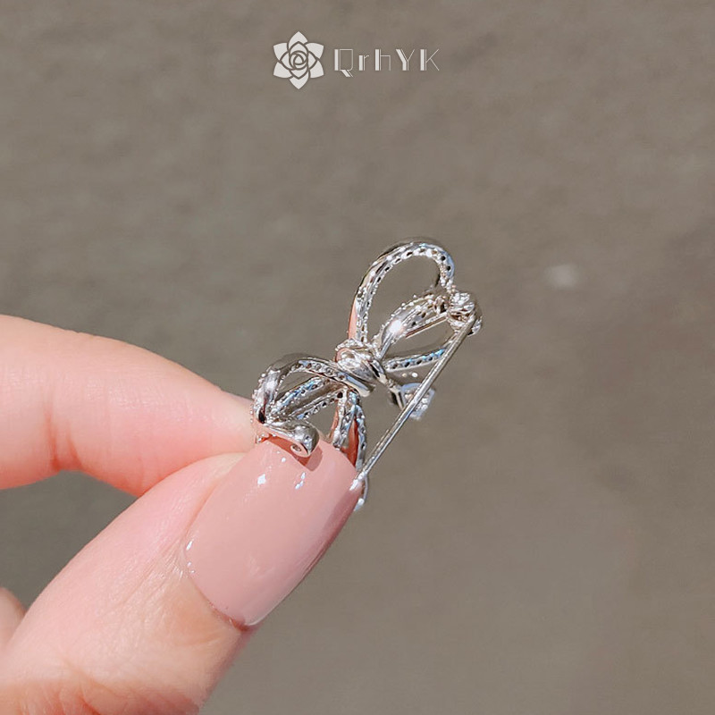 Qrhyk Thanh Lịch Nơ Kim Cương Giả Cài Khóa Pin Cho Nữ Cô Gái Nơ Khóa Pin Cardigan Kẹp Trang Sức Thổ Cẩm Phụ Kiện Mới