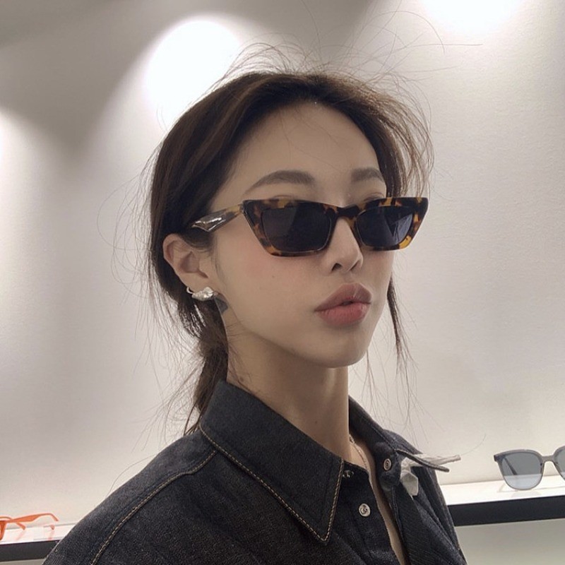 [Yunyuan] Kính râm Unisex Hip-hop cá tính phong cách Hàn Quốc UV400 Super Anti-UV