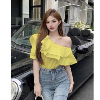 Tay Ngắn Gợi Cảm Off-the-Half Vai Một Vai Xù Trắng Vàng Áo Sơ Mi Nữ Mùa Hè 2024 Pháp xiên Vai Đơn Giản Như vậy