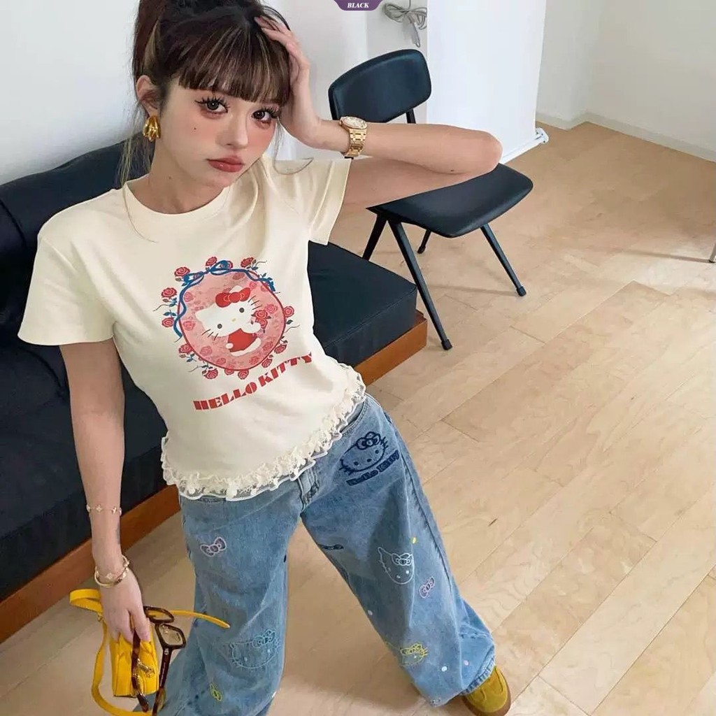 Áo thun ngắn tay in hình Hello Kitty dễ thương ngọt ngào dành cho nữ mùa hè 2025 Trăm áo [BL]