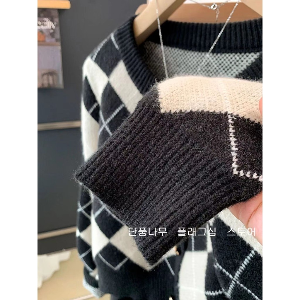 Lingge Áo Len Nữ Mới Nhẹ Nhàng Retro Đa Năng Tương Phản Áo Cardigan Dệt Kim Ngắn