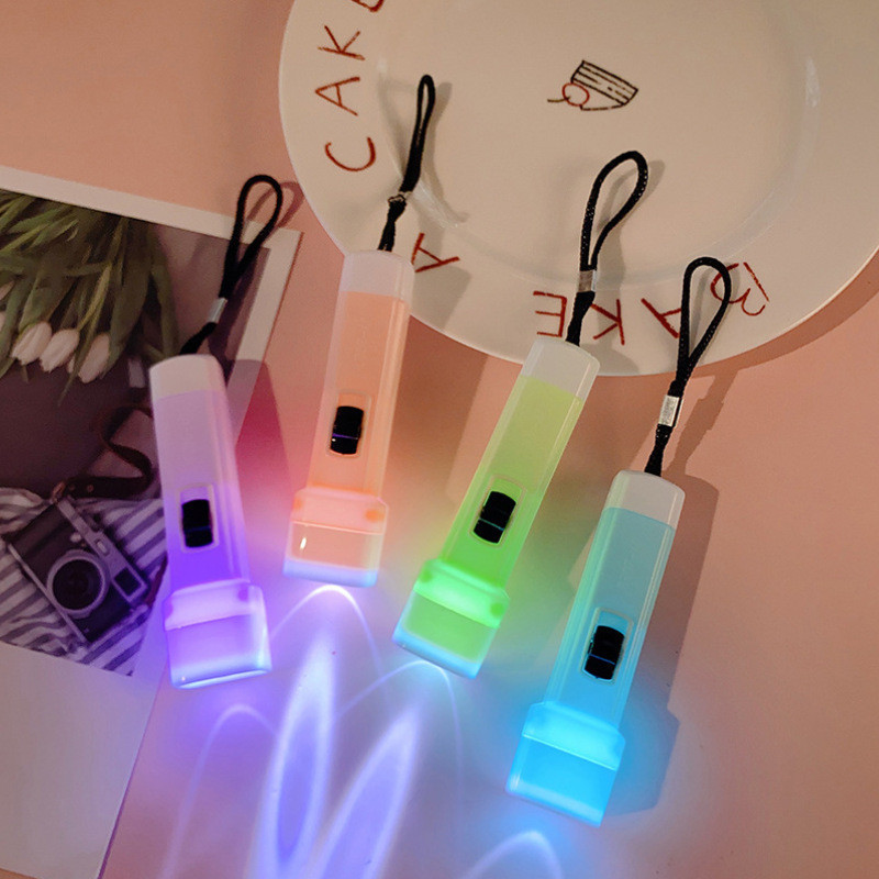 Đèn pin nhỏ màu Macaron Đèn pin Mini Đèn LED phát sáng Đồ chơi nhỏ ...