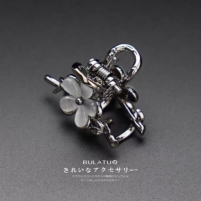 Mauropoli [Sẵn Sàng] Phong Cách Mới Retro Nổ Nhỏ Grab Clip Cao Cấp Mini Nhỏ Tóc Nửa Tie Tóc Kích Thước Nhỏ Đầu Kẹp Phụ Kiện Tóc