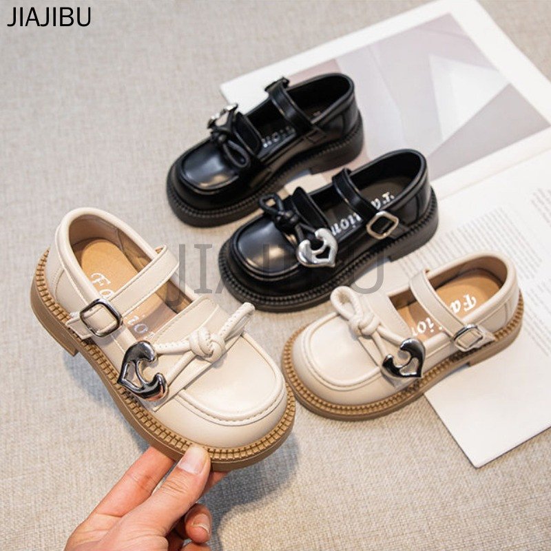 Giày Da Gót Vuông Phong Cách Retro Dễ Thương Cho Bé Gái Giày Trẻ Em Thời Trang Giày Đi Học Màu Đen British Non-slip Round Toe Cosplay Doll Shoes Korean Fashion Casual Beige Platform Mary Jane Shoes Giày Đồng Phục Học Sinh Tiểu Học Giày Lolita Nhật Bản