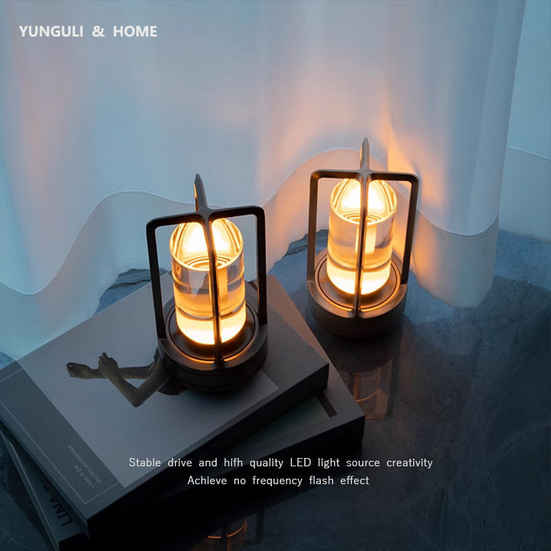 Đèn bàn cổ điển kim loại di động Tilife dành cho du lịch / cắm trại Đèn Led không dây có thể sạc lại Đèn bàn nhỏ 3 màu Nhà hàng / Phòng ngủ / Thanh / Quán cà phê / Đèn cắm trại