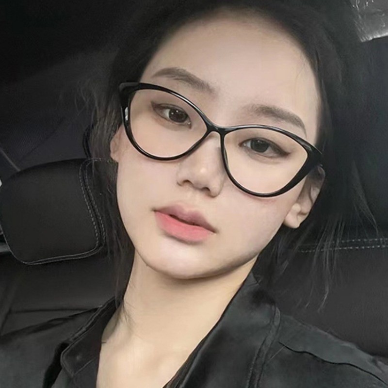 Tròng kính chống bức xạ gọng bướm thời trang kính cận thị chống ánh sáng xanh cho nam và nữ 1106