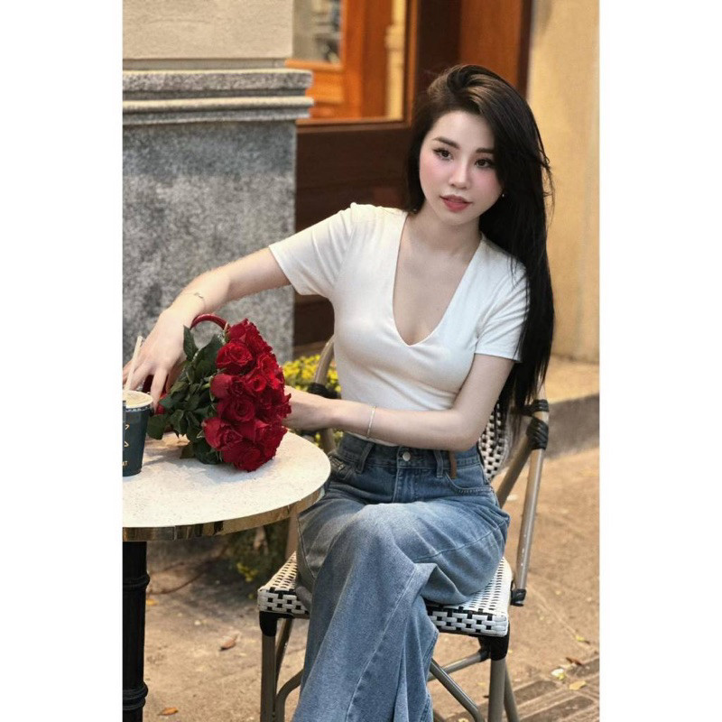 Áo thun nữ đẹp cổ V chất cotton co giãn, Áo Cổ Tim Nữ đẹp