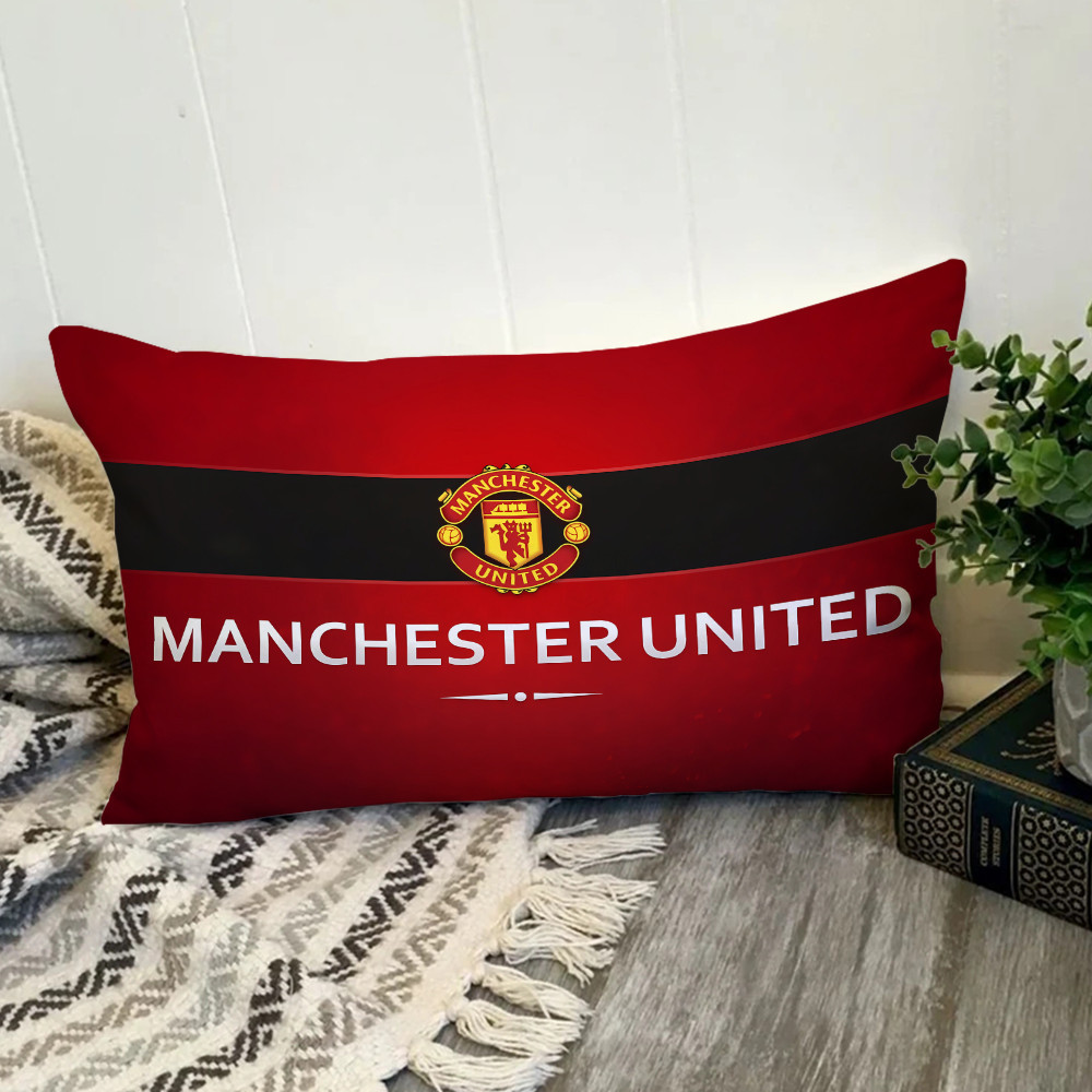 Logo Manchester United FC Vỏ gối hình chữ nhật Vỏ gối Polyester in một mặt Trang trí nội thất Món quà tốt nhất (Không có lõi)