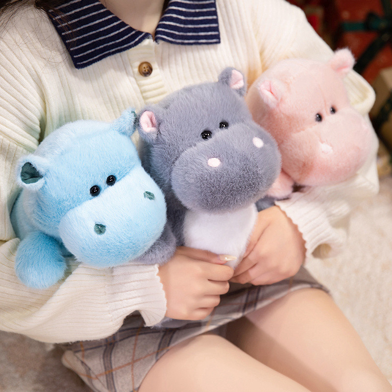 Dễ Thương Hà Mã Sang Trọng Đồ Chơi Nhiều Màu Sắc Hippo Fawn Plushie Búp Bê Sáng Tạo Sika Hươu Đồ Chơi Nhồi Bông Phòng Ngủ Trang Trí Máy Tính Để Bàn Đồ Chơi Cho Bé Mềm Mại Trẻ Em Bé Gái Quà Tặng Sinh Nhật Đổi Quà Tặng Quà Tặng