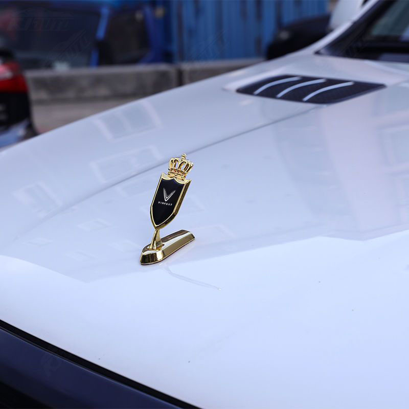 Vinfast Crown Mặt Trước Logo Ô Tô Hood Trang Trí Động Cơ Hood Miếng Dán Sửa Đổi Xe Phụ Kiện Phong Cách Thể Thao Cho VF 8 VF 9 VF E34 Lux A Fadil President SA VF E34