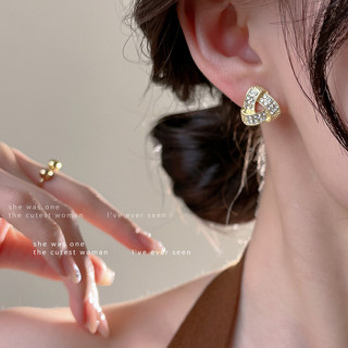 Bông Tai Ngọc Trai Pháp Thiết Kế Niche Tính Khí Phù Hợp Với Bông Tai Nữ