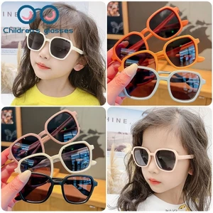 Kính mát chống tia UV cho bé trai và bé gái