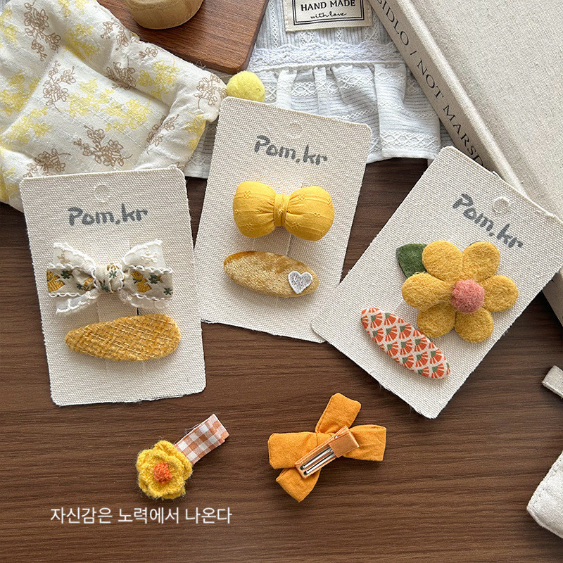Bộ kẹp tóc màu vàng dễ thương cho bé gái