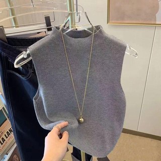 Áo len croptop cổ trònVoidless màu đơn giản, phù hợp cho nữ