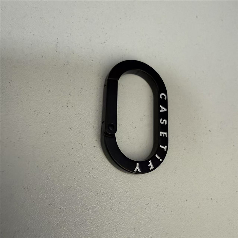 Casetify Tai Nghe Vỏ Treo Khóa Carabiner Đen Móc Khóa Cao Cấp Người Nổi Tiếng Cùng Phong Cách Nghệ Thuật Cô Gái Hợp Thời Trang