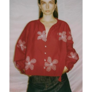 Zara Spring Sản phẩm mới Áo sơ mi cổ tròn dài tay thêu thời trang dành cho nữ 3564066
