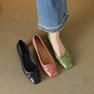 Giày cao gót mũi vuông chunky cho nữ, kiểu dáng slip-on, miệng nông, có nơ