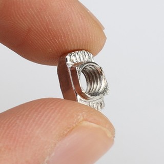 100 Cái / bộ Đa Năng Hình Chữ T Đường Trượt Đai Ốc Kết Nối M5 Vít Gắn Cố Định Thép Carbon Hạt Phụ Kiện