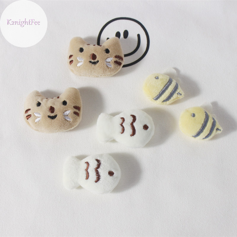 K2nightfee Hoạt Hình Dễ Thương Thổ Cẩm Cá Nhỏ Ong Thổ Cẩm Ba Lô Áo Len Xò Huy Hiệu Chân Ba Lô Mặt Dây Chuyền Phụ Kiện Trang Trí VN