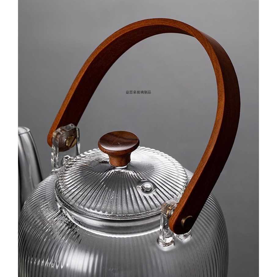 Ấm Thủy Tinh Pha Trà Có Lưới Lọc Inox Dung Tích 1000 ml (Họa Tiết Sọc Dọc)