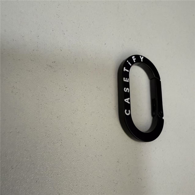 Casetify Tai Nghe Vỏ Treo Khóa Carabiner Đen Móc Khóa Cao Cấp Người Nổi Tiếng Cùng Phong Cách Nghệ Thuật Cô Gái Hợp Thời Trang