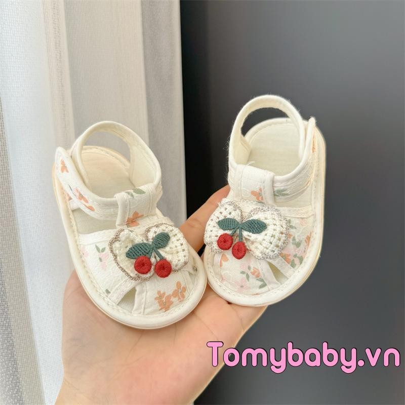 Xăng đan Bé Gái Cherry Nơ Kín Mũi Chống Trơn Trượt Đế Mềm Thoáng Khí Giày Mùa Hè