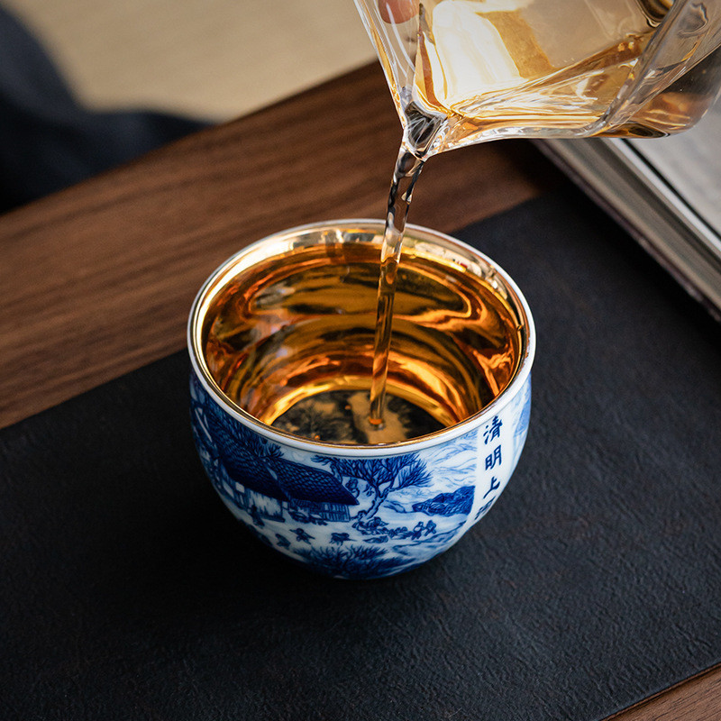 Chén Sứ Cảnh Đức Trấn Vẽ Tay Thủ Công Họa Tiết Thanh Minh Thượng Hà Đồ 130 ml, Lòng Chén Dát Vàng 24K
