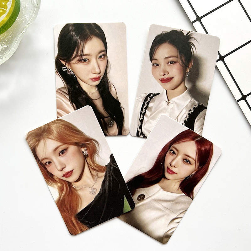 4-5 Cái / bộ ITZY Algorhythm Lomo Card Nhật Bản Album Giáng Sinh Giết ĐÔI CỦA TÔI Thiệp Chúc Mừng Mùa Chaeryeong Yuna Lia Ryujin Yeji Bưu Thiếp Kpop YM