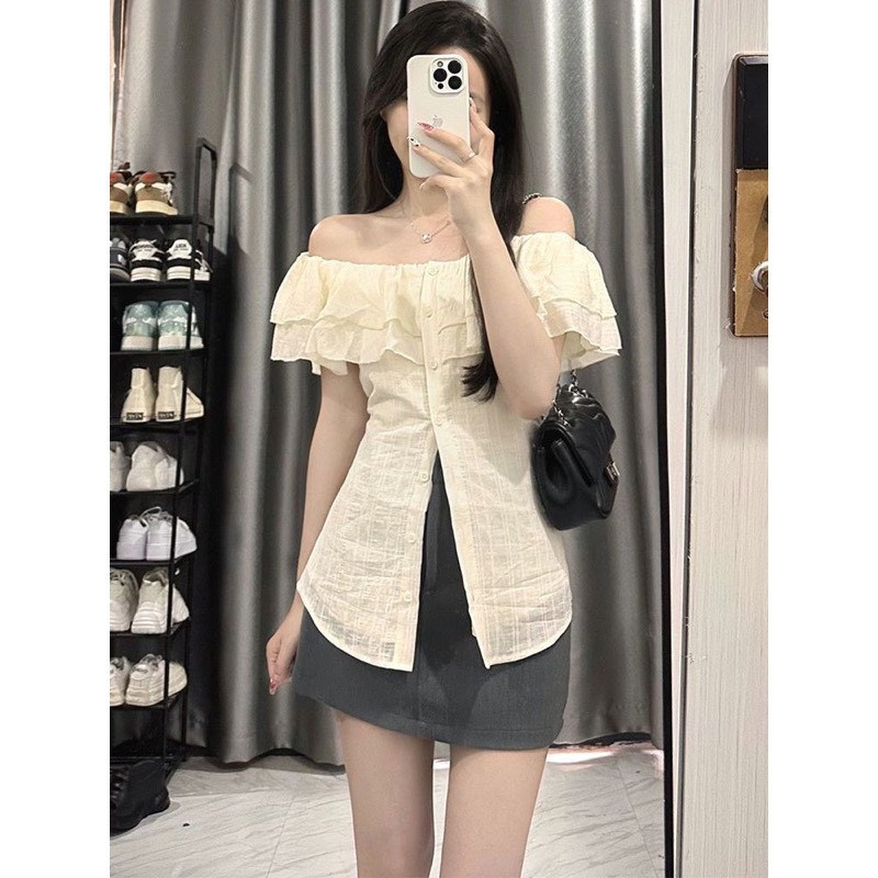 áo trễ vai phối bèo tay ngắn,áo sơ mi kiểu nữ bánh bèo thiết kế trễ vai chất đũi gân A818 SUTANO