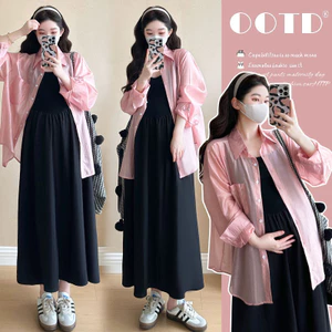 Bộ đồ bà bầu Mùa hè 2025 Áo sơ mi chống nắng phong cách mới + Váy Sling Bộ đồ hai mảnh