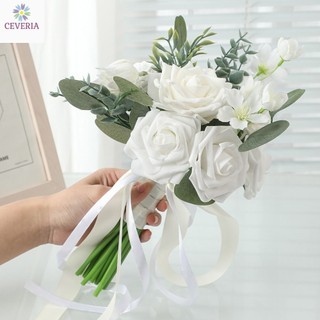Bó hoa cưới cầm tay cô dâu từ hoa lụa và lá táo xanh CEVERIA