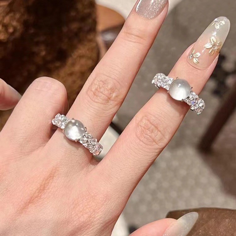 Nhẫn nữ thời trang sang trọng nhẹ nhàng mới với đá zircon cao cấp Trung Quốc