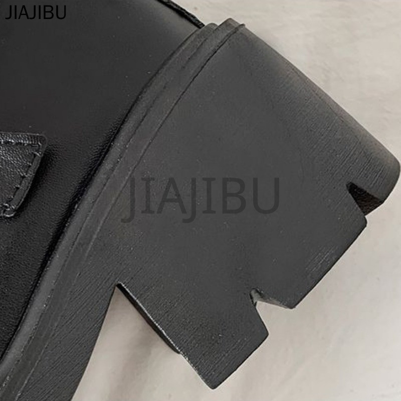 Size 34-43 Giày Đi Học Màu Đen Phong Cách Đại Học Cổ Điển Nhật Bản 42 Giày Nữ Cỡ Lớn Retro Casual Soft Sole Cosplay Doll Shoes Korean Fashion Platform Mary Jane Shoes Giày Lolita Cao Gót  Giày Da Mũi Tròn Chống Trượt Phong Cách Anh Quốc Giày Khiêu Vũ