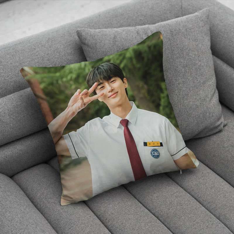Phim truyền hình Hàn Quốc Lovely Runner Throw Vỏ gối Byeon Woo-Seok & Kim Hye-yoon Vỏ gối in một mặt Phòng khách Sofa Quà tặng ô tô Vỏ đệm Quà tặng trẻ em (Không có lõi)