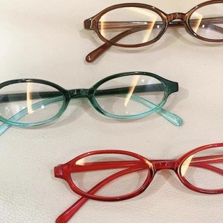 Retro Hộp màu đỏ trong suốt hình bầu dục kệ kính lõm hình nữ Y2K gương chiếu sáng phẳng
