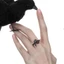 MERIGGIARE Sylus Crow Cosplay Nhẫn, Trang Sức Có Thể Điều Chỉnh Đen Raven Nhẫn, Thời Trang Zircon Đỏ Merch Tình Yêu Và Không Gian Sâu Nhẫn Artisan Đạo Cụ