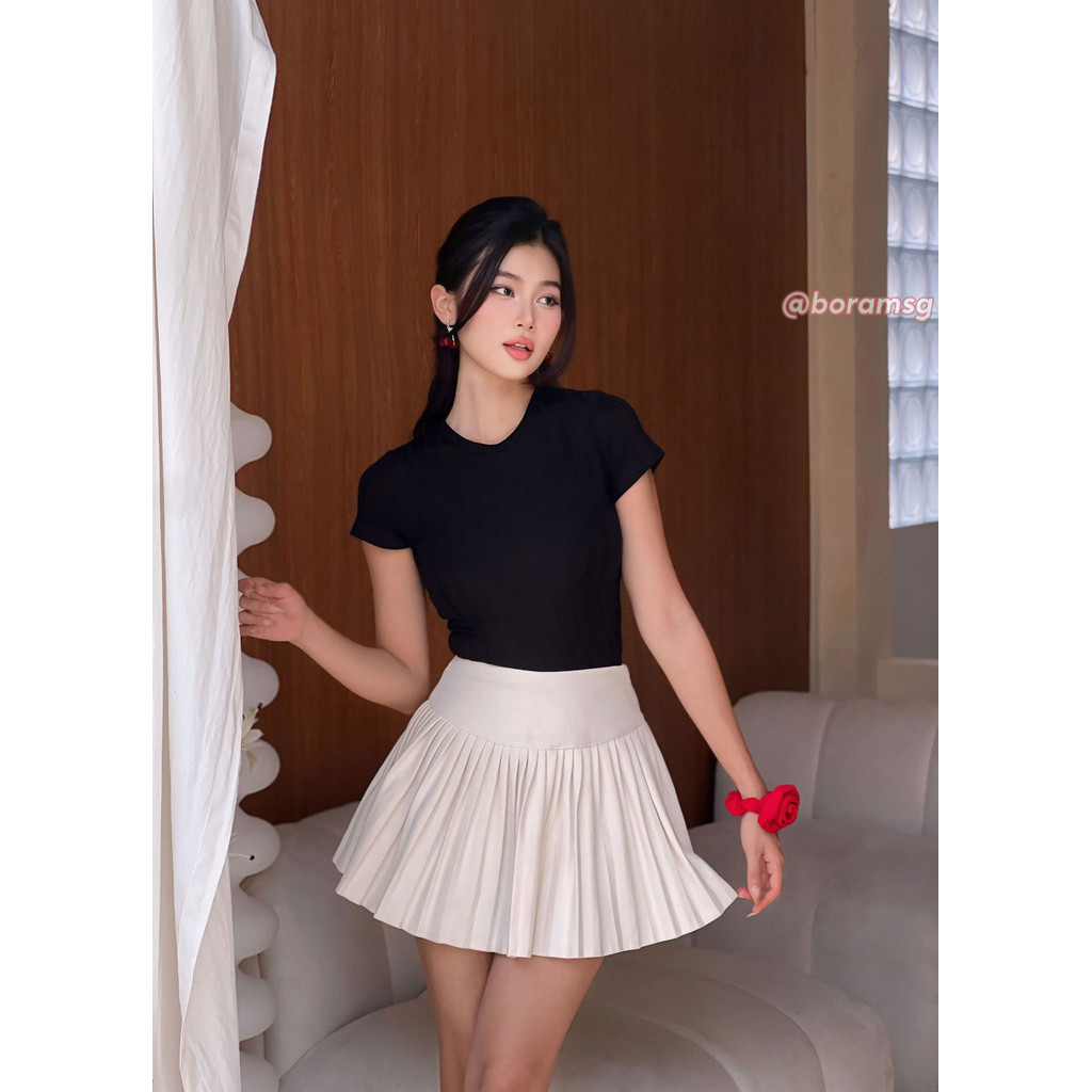 Chân váy xếp ly nhỏ, chân váy nữ ngắn trắng BORAM SG