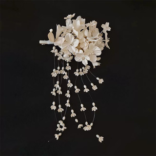 Mũ nón cô dâu với kẹp viền phong cách cổ điển của lily of the thung lũng tua rua hoa dành cho nữ