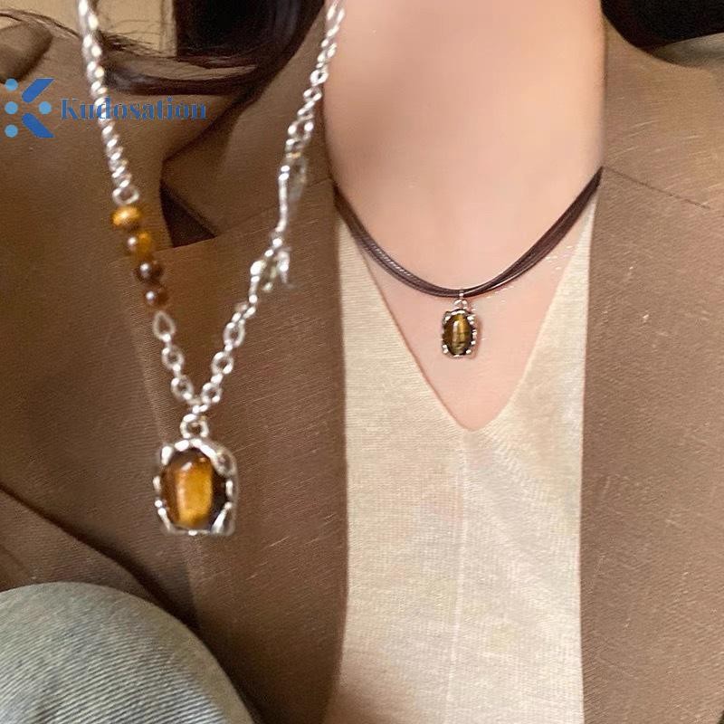 Kudosation Vintage Da Nâu Đá Mặt Dây Chuyền Vòng Cổ Xếp Chồng Choker Tính Khí Xương Đòn Dây Chuyền Dành Cho Nữ Cô Gái Mùa Thu Đông Vòng Cổ