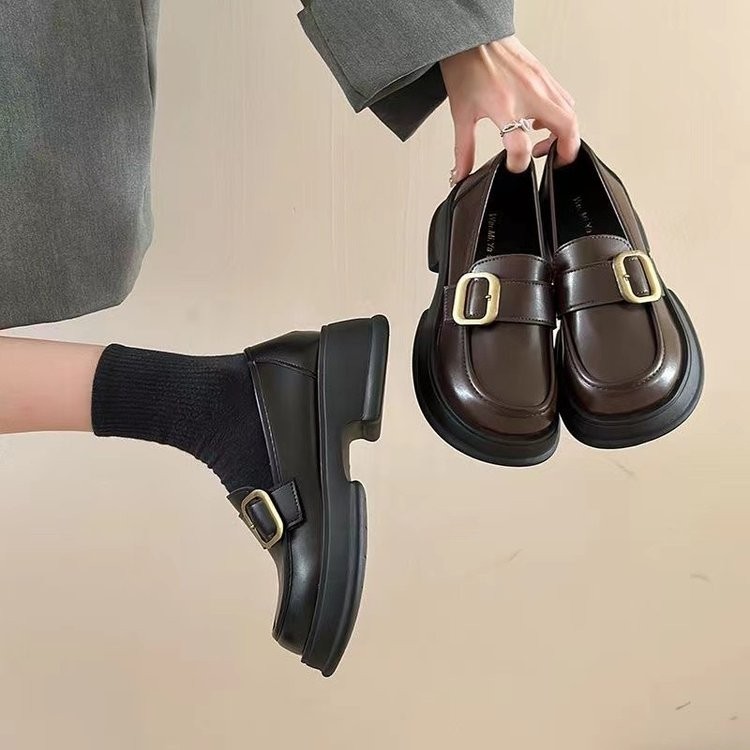 Mũi Tròn Dày Gót Slip-On Loafers Khóa Kim Loại PU Đế Dày Nhật Bản jk Giày Sinh Viên Pháp Đen Da Nhỏ Giày Đi Làm Giày Đi Làm Nhà Máy Giá Bán Buôn