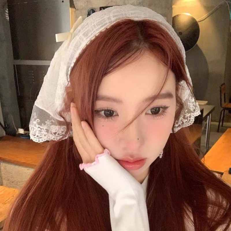 Phụ Kiện Tóc Phổ Biến - Ảnh Du Lịch Turban Bandana - Nữ Ren Nơ Tam Giác Băng Đô - Khăn Đầu Phong Cách Mục Vụ - Xuân Hè Thời Trang Pháp Ngọt Ngào