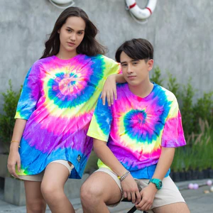 Áo thun cặp đôi in họa tiết tie-dye, tay ngắn unisex, mùa hè 2025, áo rộng rãi mới, phối đồ đa năng