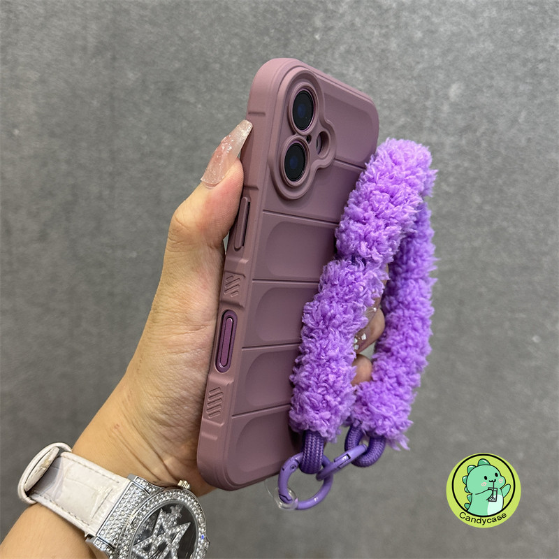 Vỏ Có Dây Đeo Sang Trọng Cho iPhone 17 Pro Max 17 Air 16E 16 Pro Max 17Air 17ProMax Vỏ 3D Đơn Giản Hoạt Hình Dễ Thương Màu Kẹo Dây Đeo Tay Chống Sốc Trượt Matte Soft Case