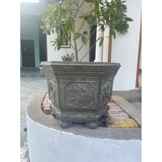 Khuôn Đổ Chậu Lục Giác Kích thước 48cm Chân Liền Nhiều Hoa Văn Cho Khách Lựa Chọn