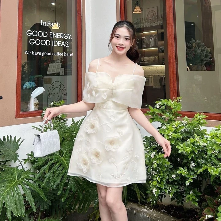 Đầm Váy Nữ Thiết kế Chất Tơ phối Tafta, Váy 2 Dây Trễ vai Đính Hoa Cườm Đính Đá